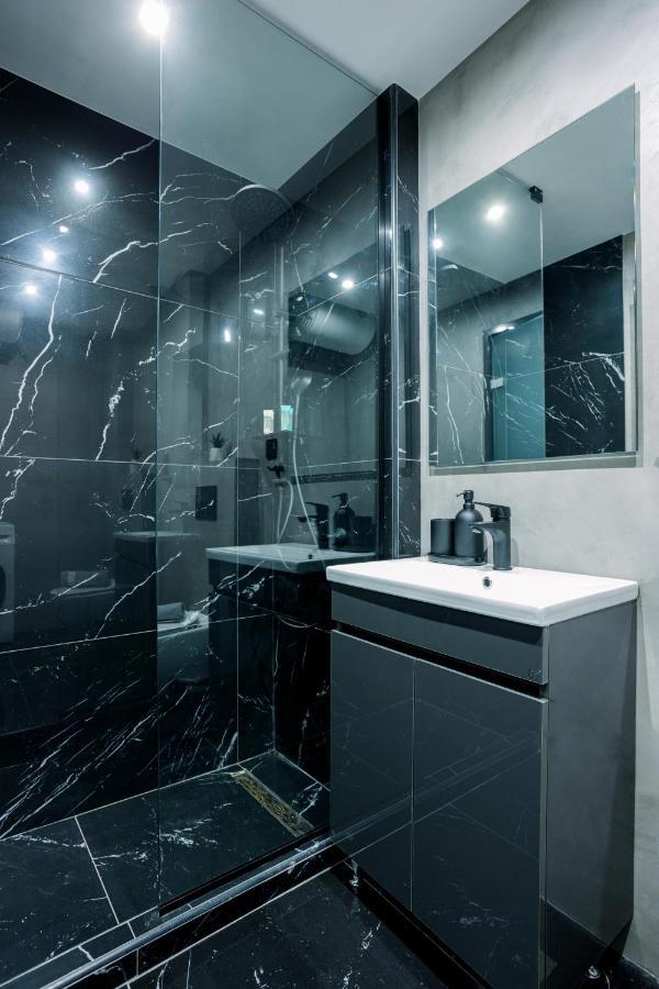 Luxury Downtown Apartment Α1 เทสซาโลนิกิ ภายนอก รูปภาพ
