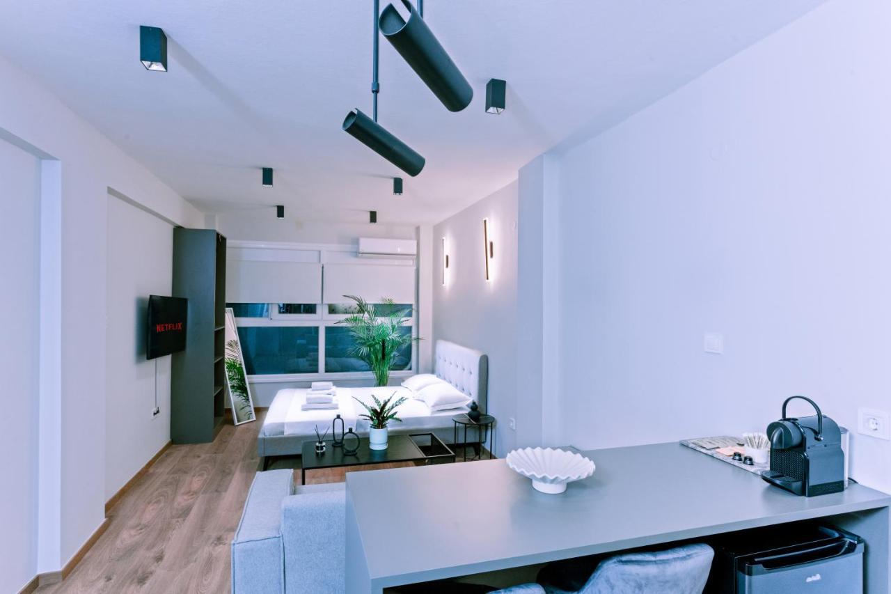 Luxury Downtown Apartment Α1 เทสซาโลนิกิ ภายนอก รูปภาพ